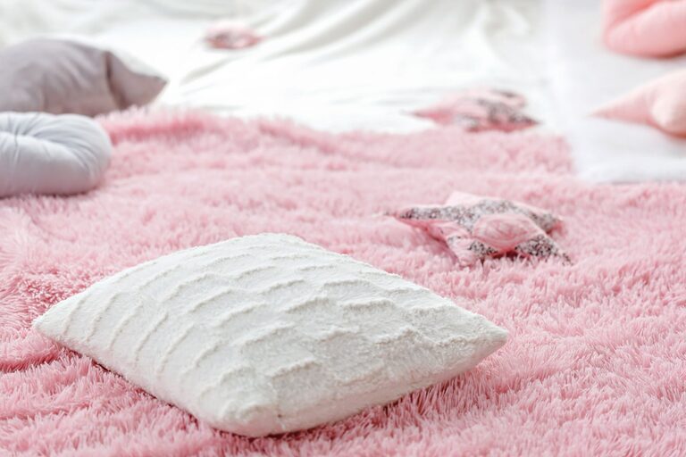How to Choose the Right Pillow for Better Sleep
