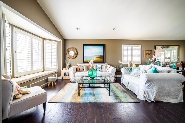 Quick Ideas to Brighten a Dark Room Easily